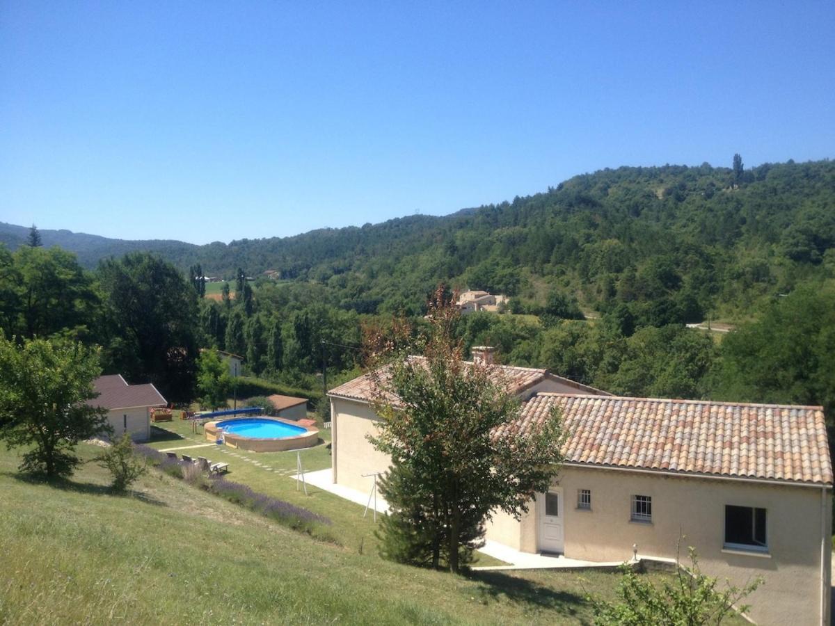 Maison De Vacances Avec Ses Petits Chalets Aouste-sur-Sye Buitenkant foto